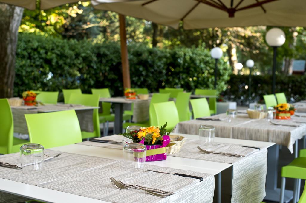 Club Village & Hotel Spiaggia Romea Lido di Volano Extérieur photo