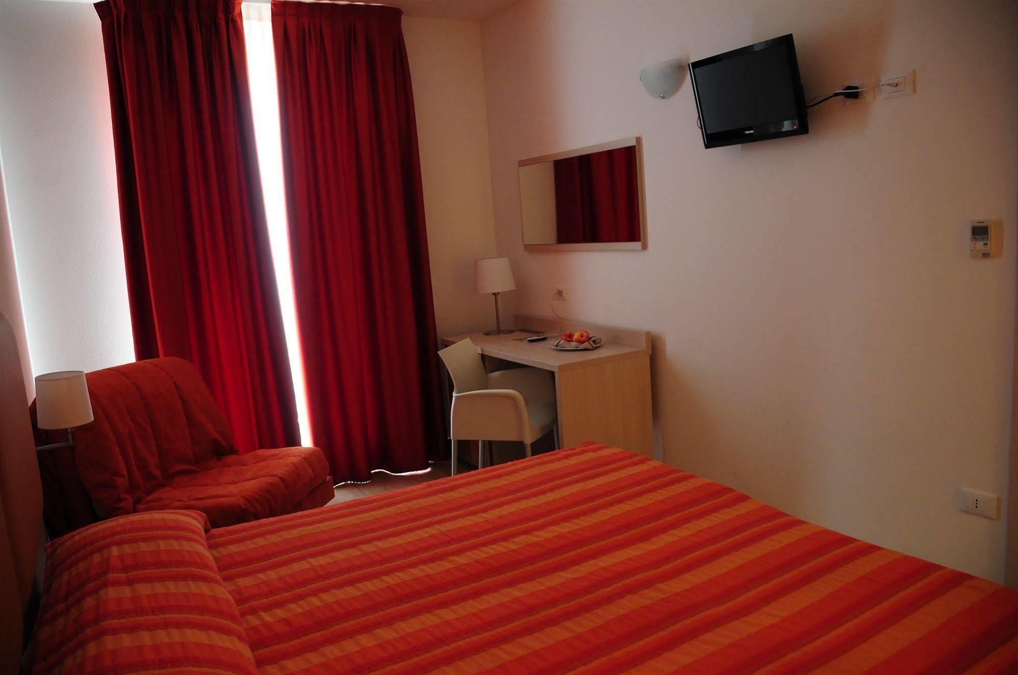 Club Village & Hotel Spiaggia Romea Lido di Volano Extérieur photo