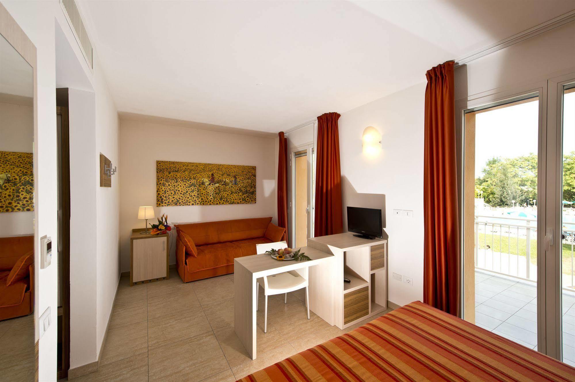 Club Village & Hotel Spiaggia Romea Lido di Volano Extérieur photo